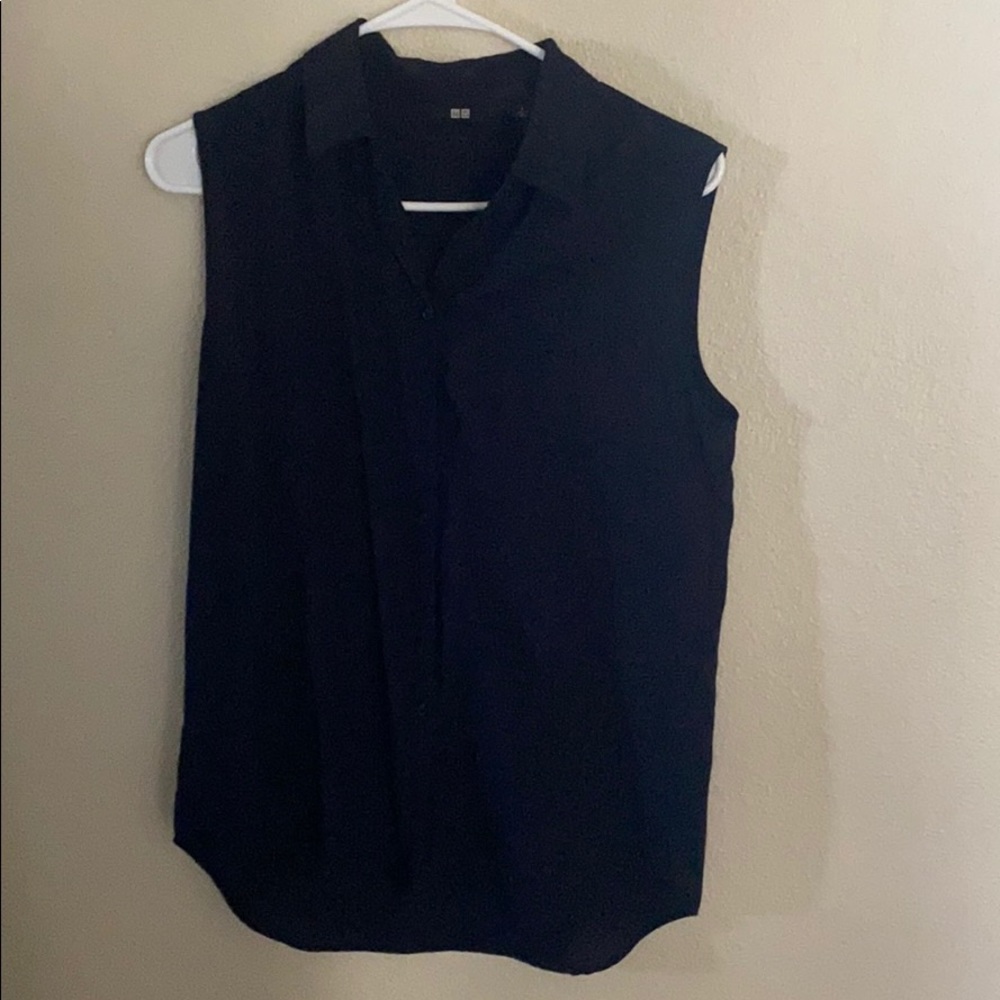 Uniqlo top